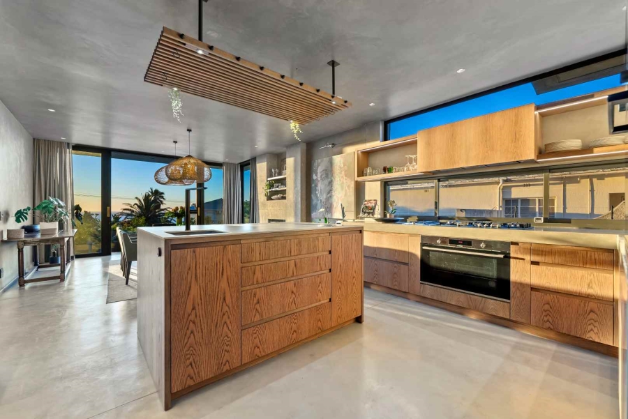 5 Bedroom Property for Sale in Camps Bay Western Cape